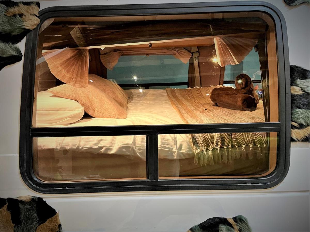 Urban Van Glamping 里加 外观 照片