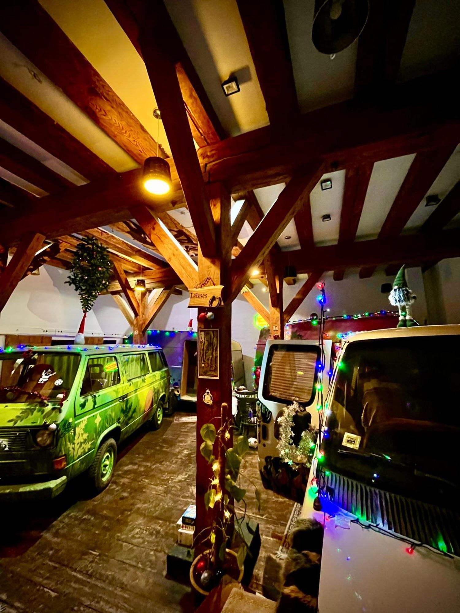 Urban Van Glamping 里加 外观 照片