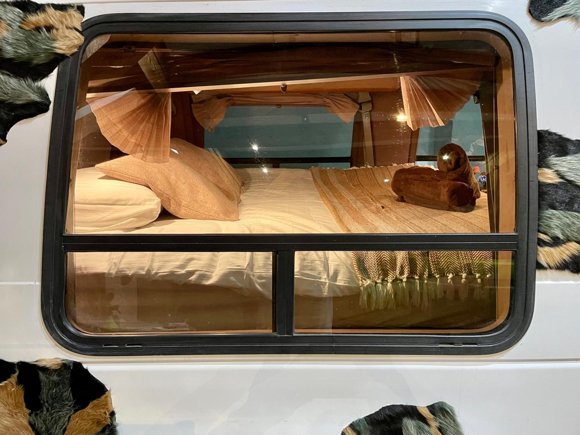 Urban Van Glamping 里加 外观 照片
