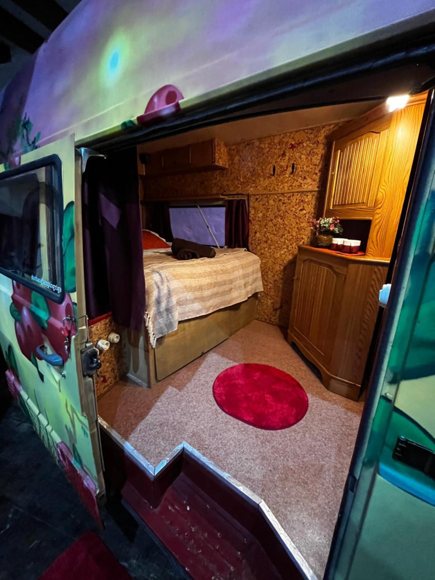 Urban Van Glamping 里加 外观 照片